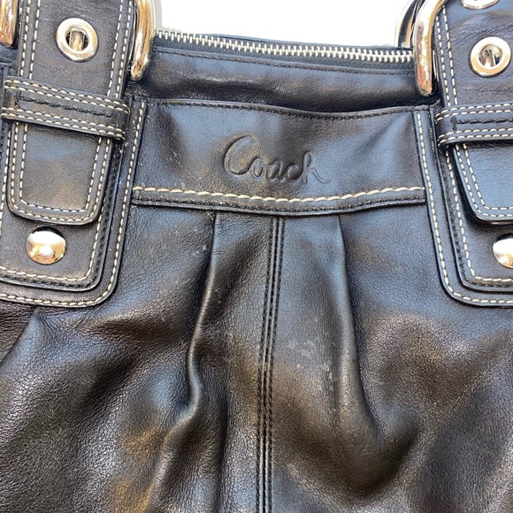 COACH SOHO PLEATED BLACK LEATHER SHOULDER BAG SHOPPER TOTE. Zips like a jacket. - Picture 4 of 12